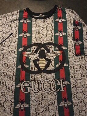 Luxe Bee Stripe Oversized Graphic Tee Streetwear Unisex XL Vibes